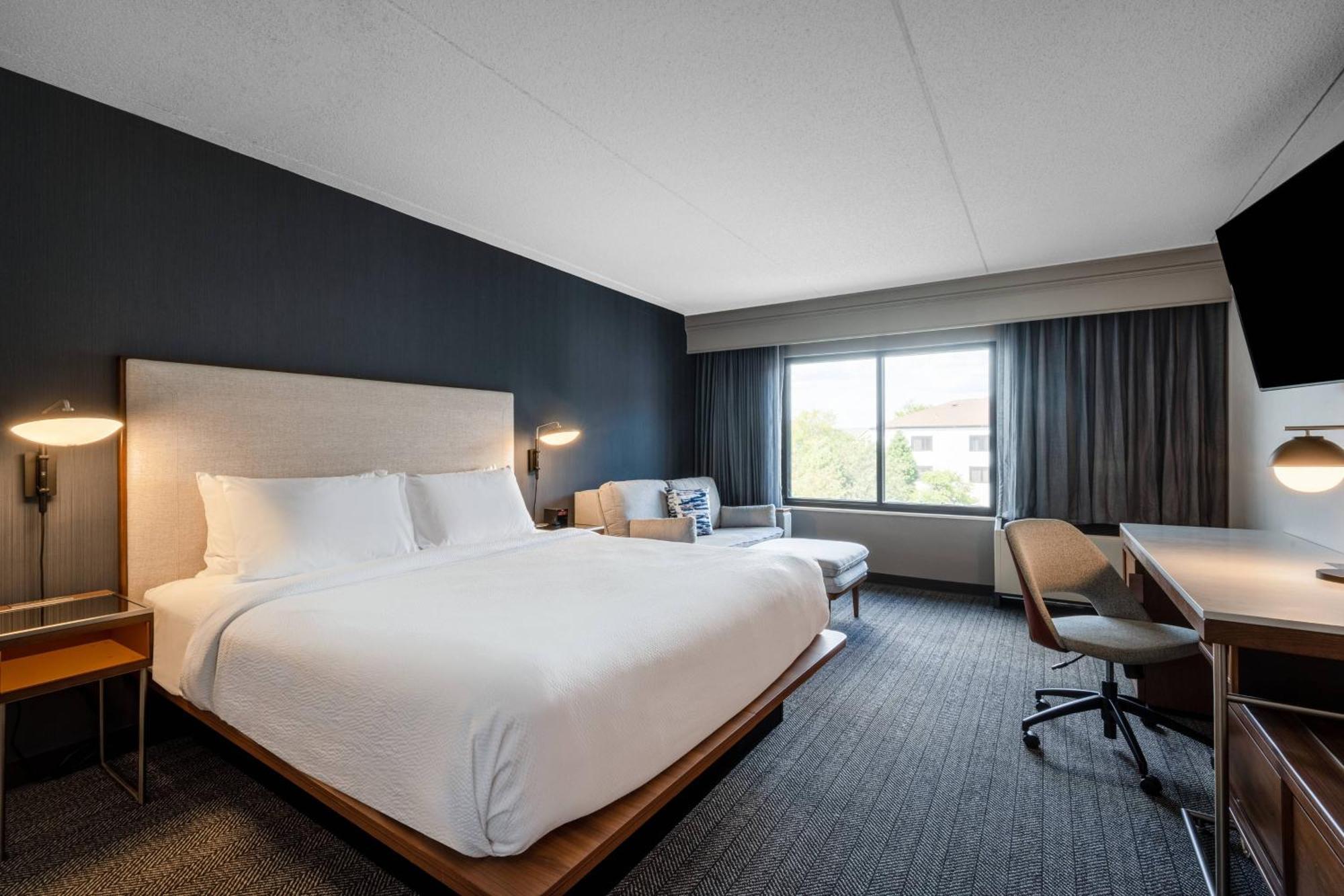 Hotel Courtyard Columbus Airport Exterior foto